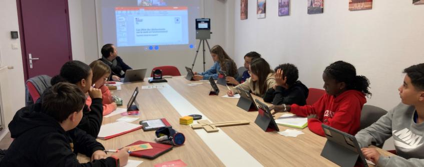 L’apprentissage aux outils numériques