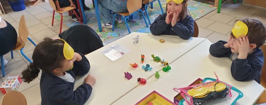 Premier atelier jeux de société en maternelle