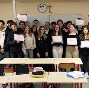 Remise des prix des élèves de Terminale Professionnelle Vente